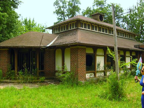 Bob-Lo Island - Pic 14 Building